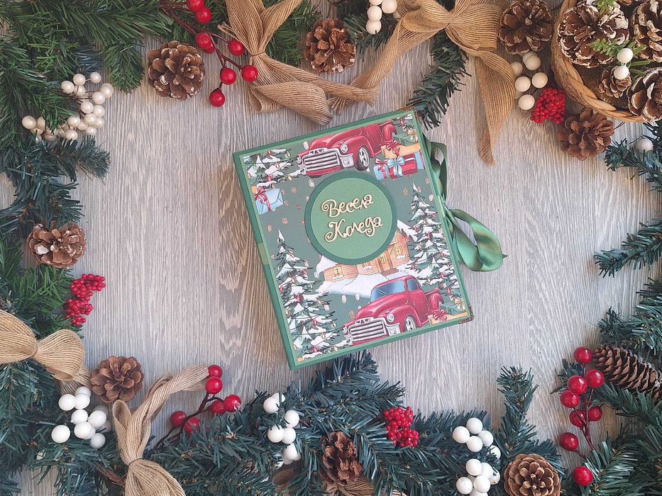 Скрапбук албум "Вълшебството на Коледа", ръчна изработка /52.29