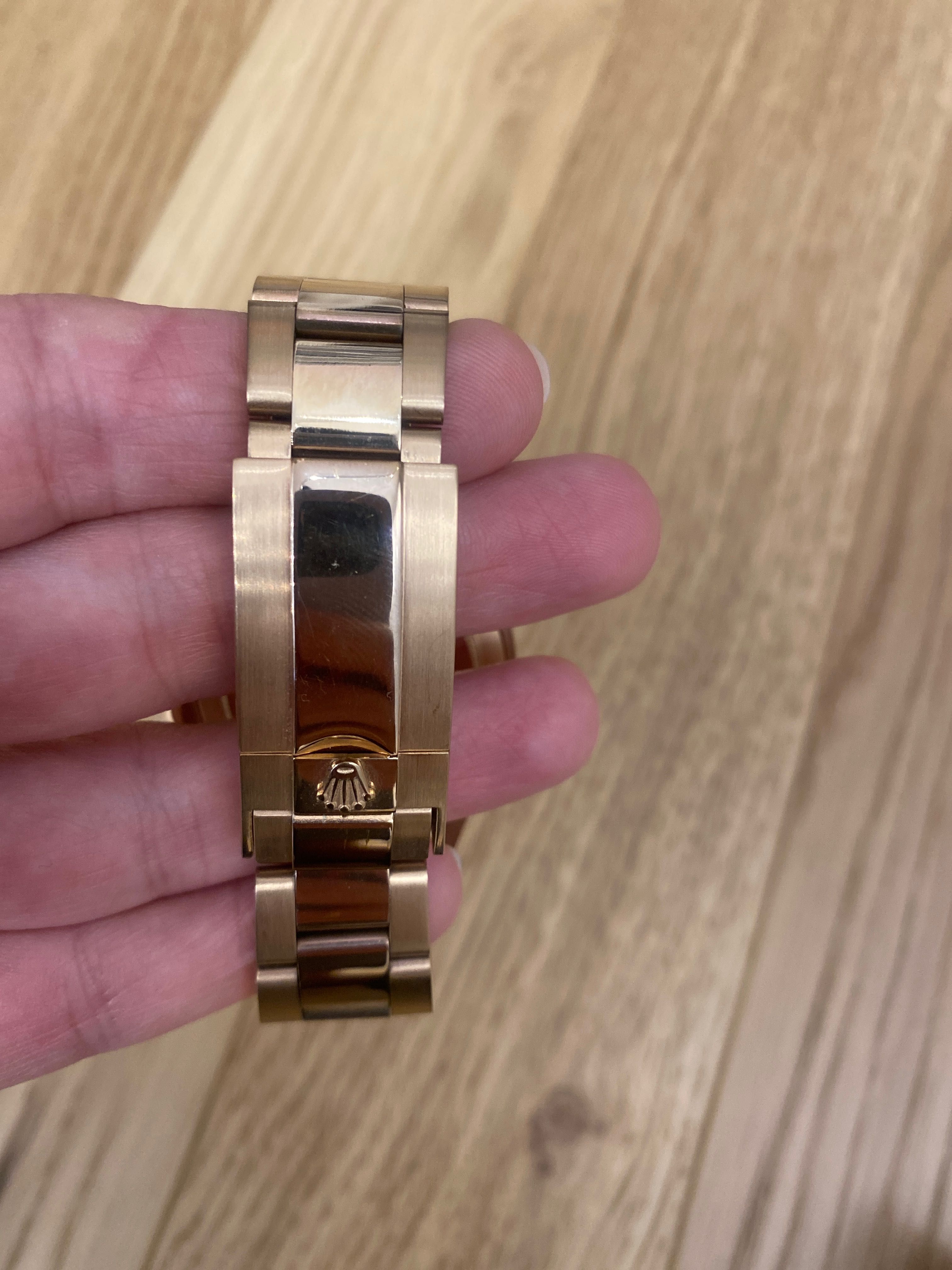 Часовник Rolex oyster perpetual