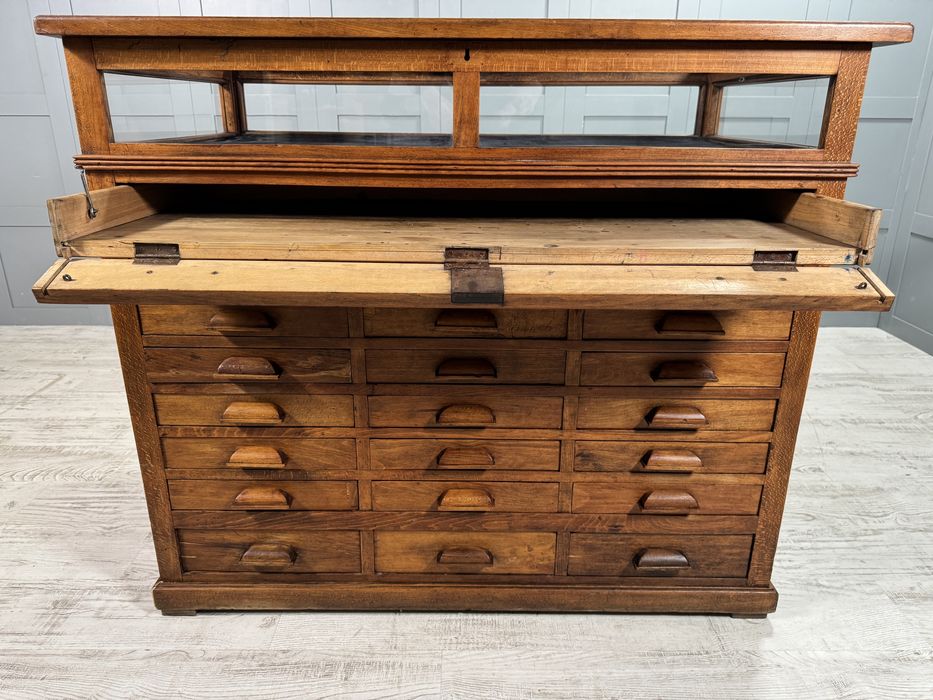 Бижутерски шкаф - витрина от 20-те Р465