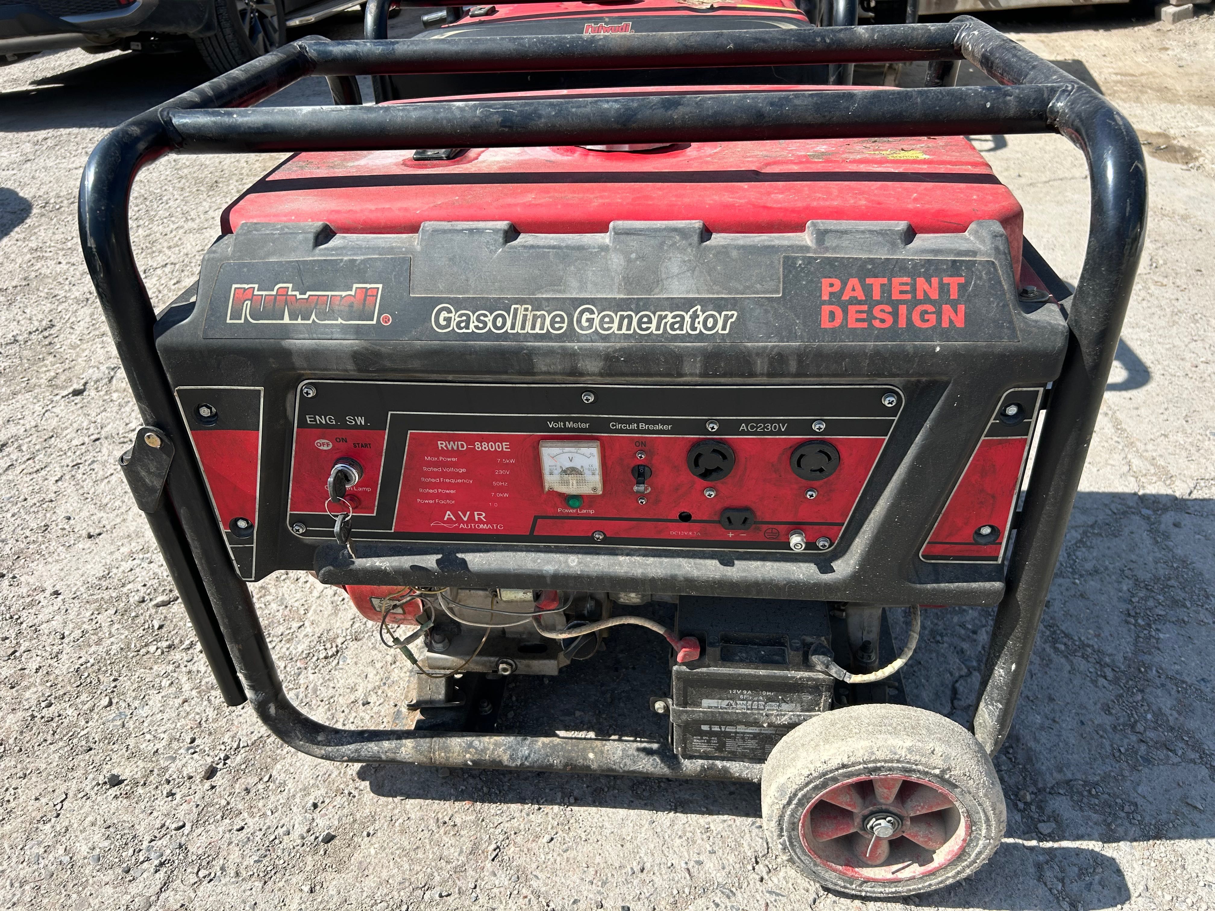 Generator sotiladi 8kw dvijok