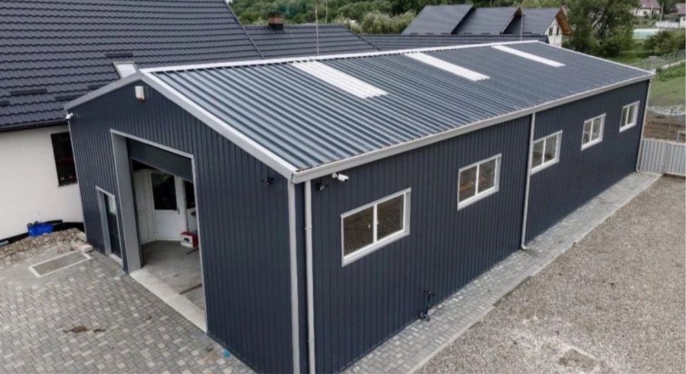 Vand hala metaluca 12X25 metei cu panouri sandwichi
