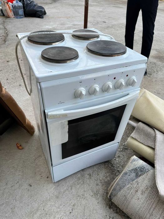 Электр плита б.у.