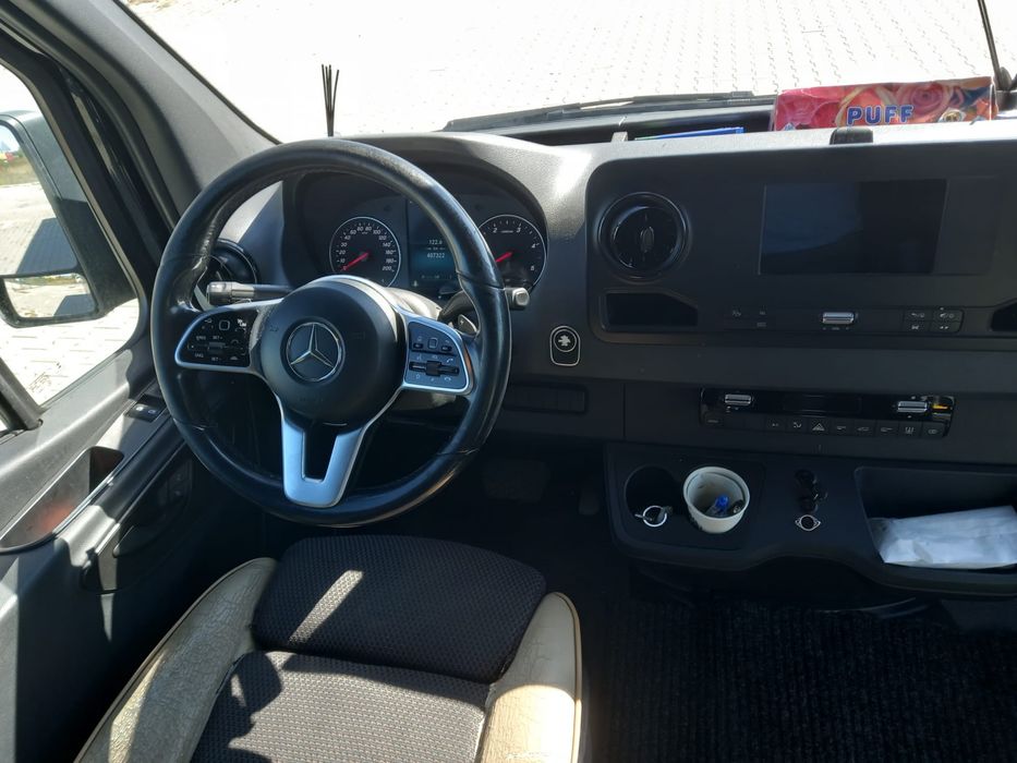 Microbuz Mercedes Sprinter
