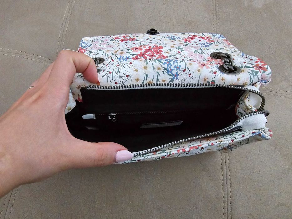 Чисто нова чанта Parfois