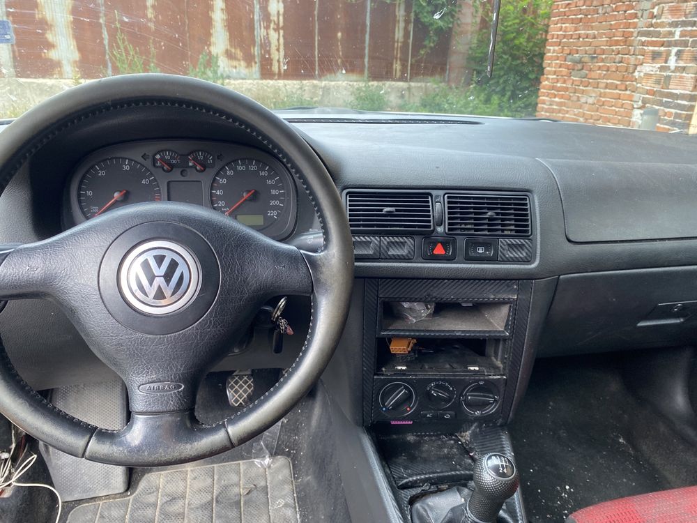 Volkswagen Golf 4 1.9TDI на части