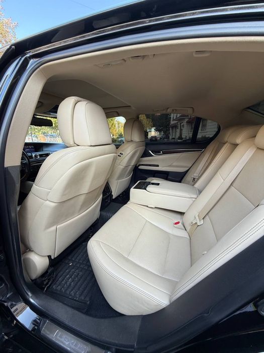 Lexus GS 350 f-sport рестайл