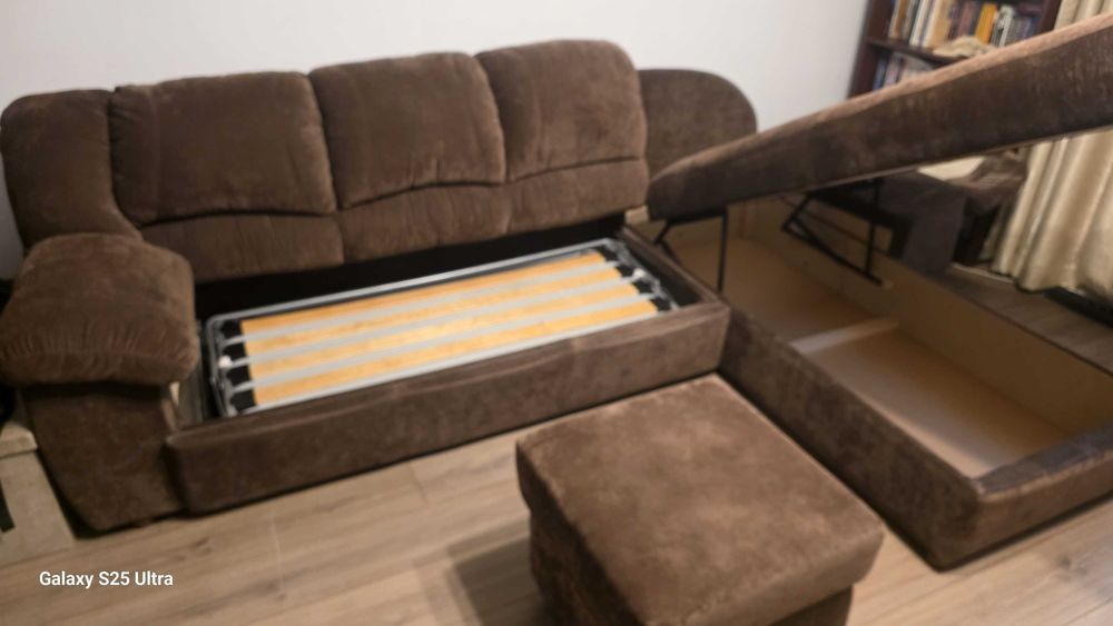 Canapea- coltar extensibila Elvira