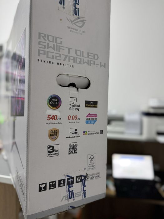 Asus Rog Swift OLED - 26.5inch - 540Hz - HDR - Sigilat - Garantie