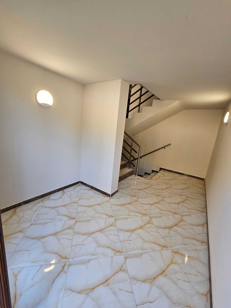Продава се Тристаен апартамент в Велинград - 89 кв.м за 1198 €/кв.м - Снимка #14