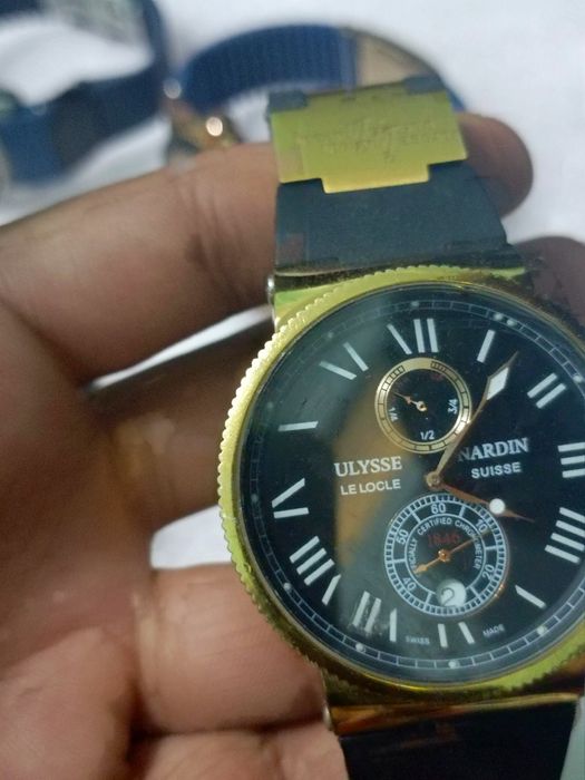 Ulysses nardin часы наручные очень хорошем состоянии