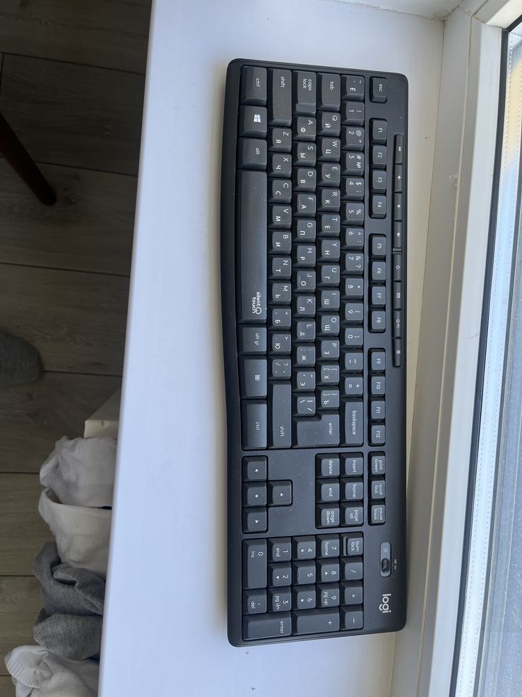 Клавиатура Logitech