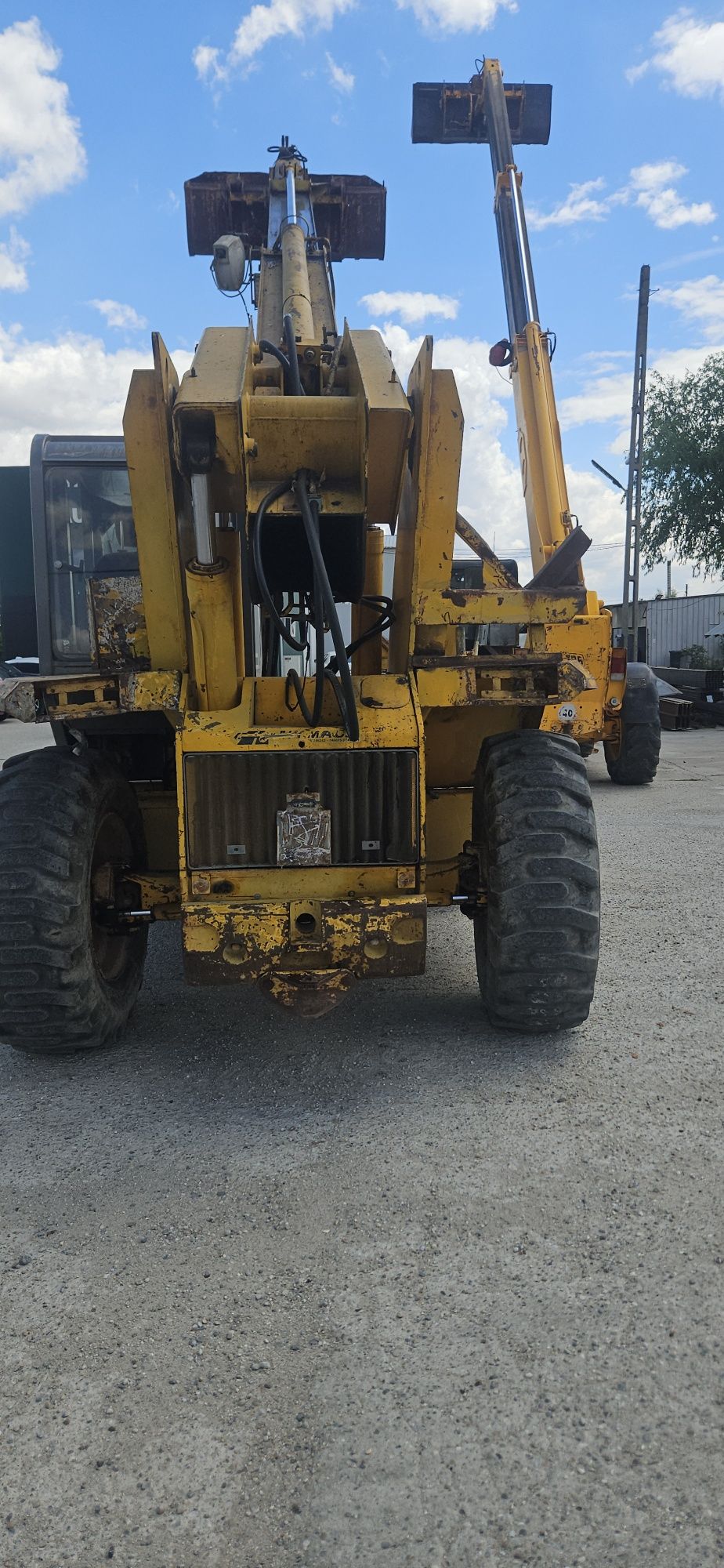 Manitou  jcb 12 m