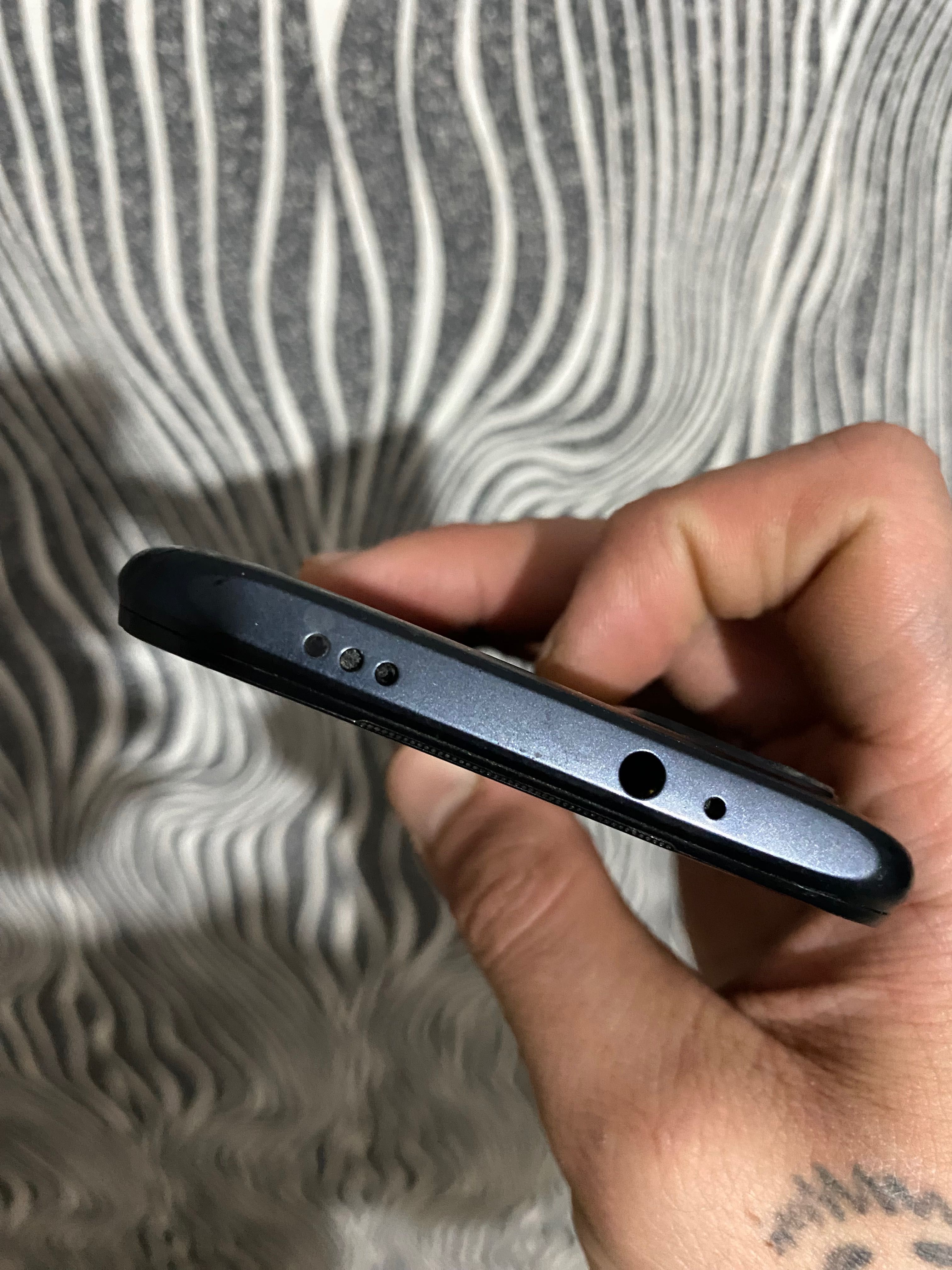 Продается Redmi 9t 128 gb