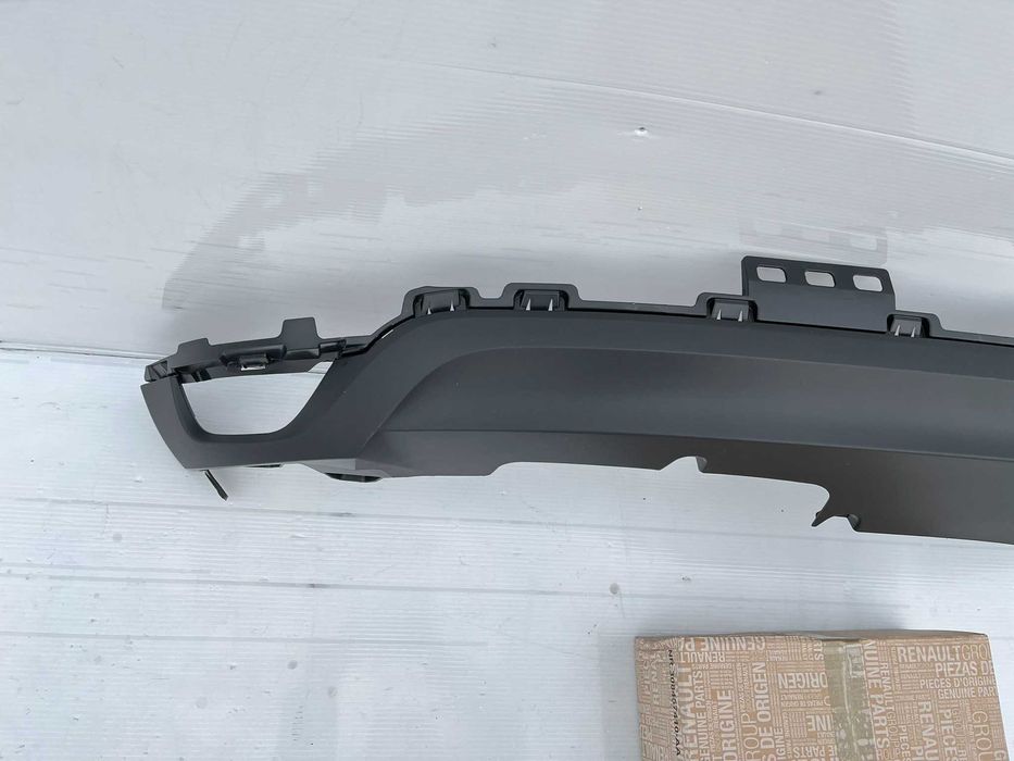 Spoiler bara spate Renault Megane 4 hatchback nou original