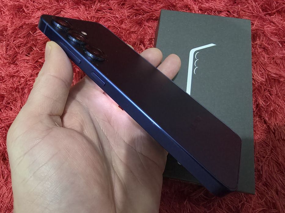 -Samsung S25, Blue Titan, 128Gb, 12Ram, Bat: 100%, 78 cicluri incarcar