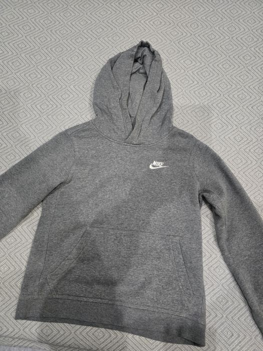 Nike суичери и тениска 134-147 см момиче