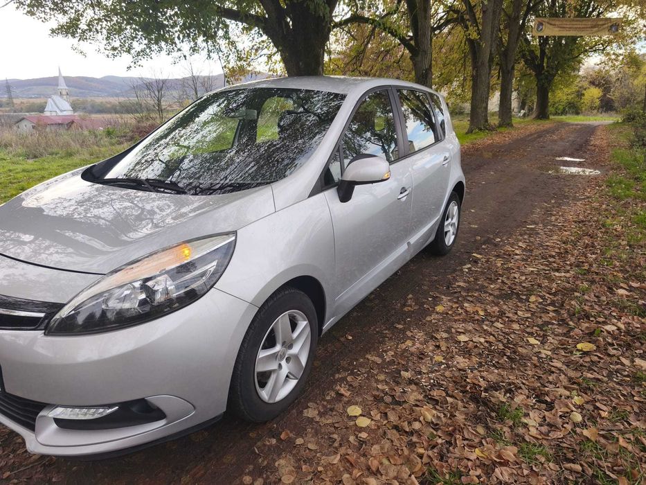 Scenic 110Cp Automată Diesel Business Edition Perfectă fără daune