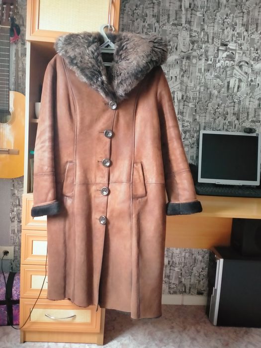 Продам дубленку женскую