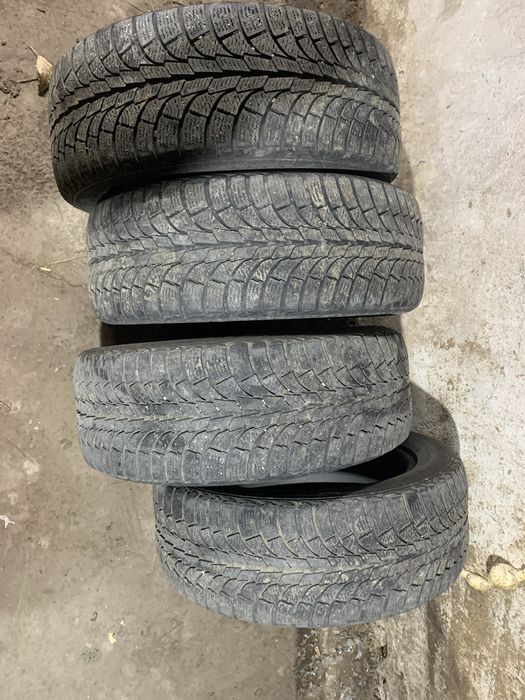 Продам резину 205/55/16