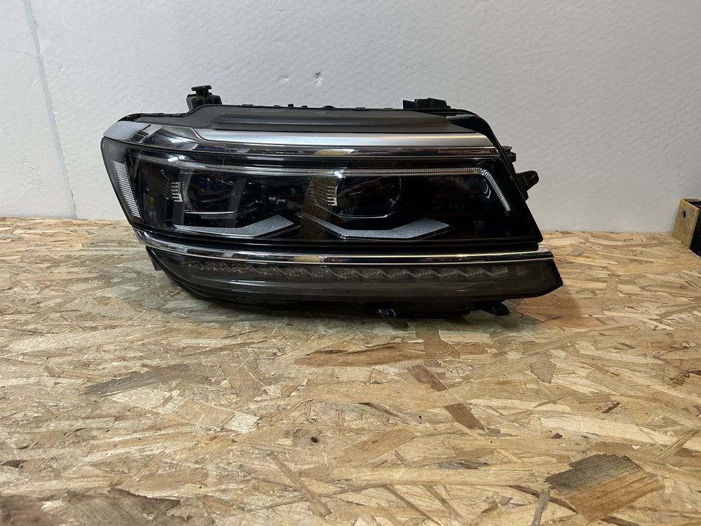 Far vw Tiguan full led 5NN 2016-2020 dreapta
