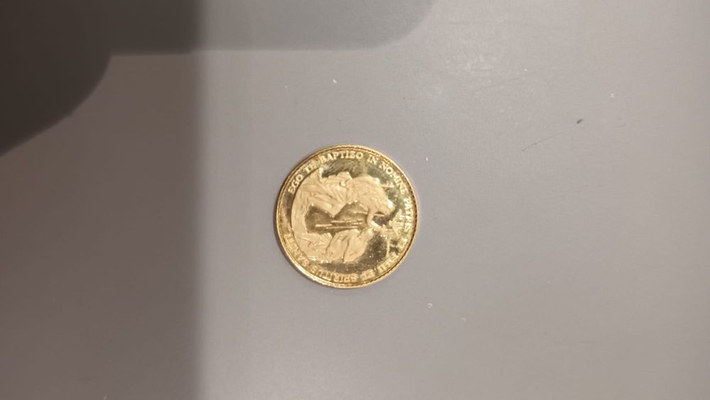 Vând moneda aur 18k