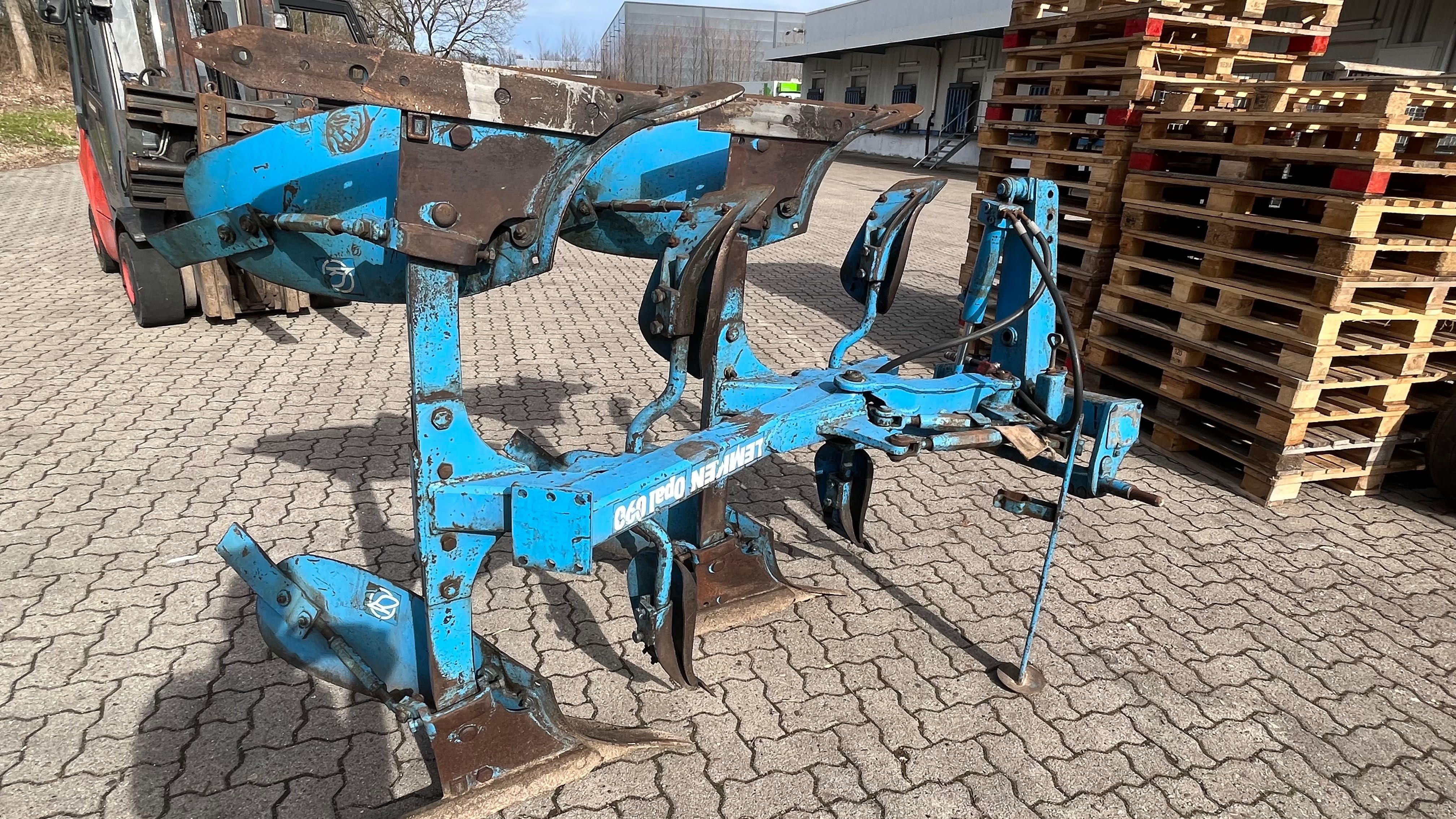 Lemken Opal 090 Omoch, Belarus, Claas, Case, John Deere tortadi