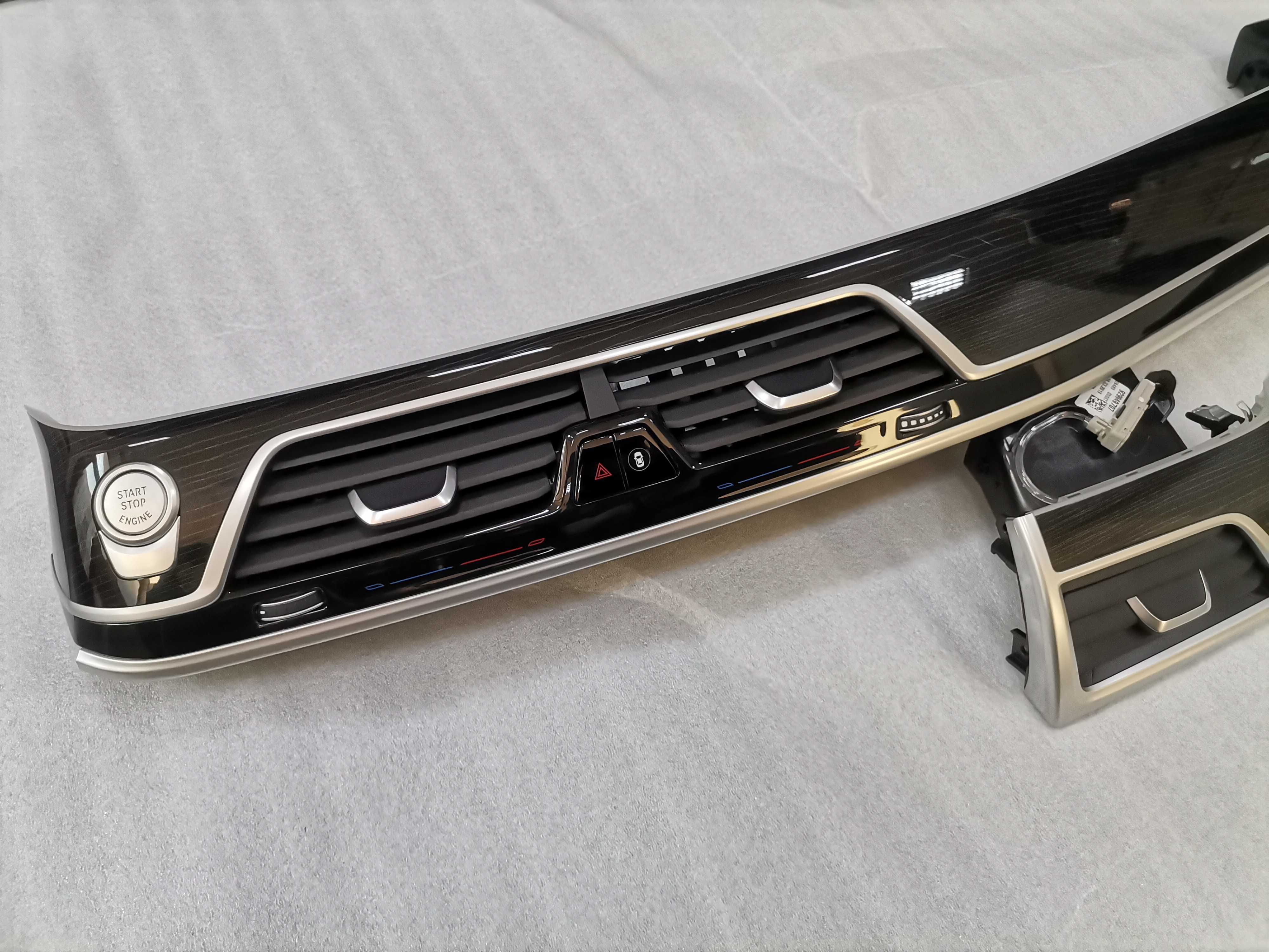 Лайсни Табло BMW G11 G12 Facelift Touch Ambient Fineline Schwartz