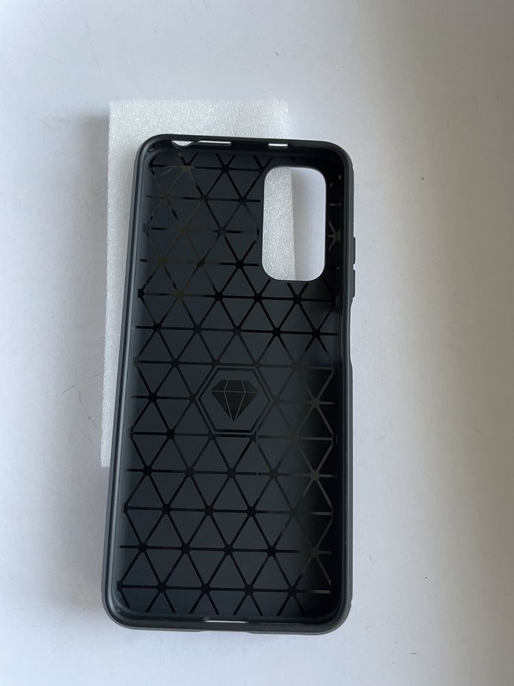 Husa Xiaomi Redmi Note 11 TPU silicon cu insertii carbon!!