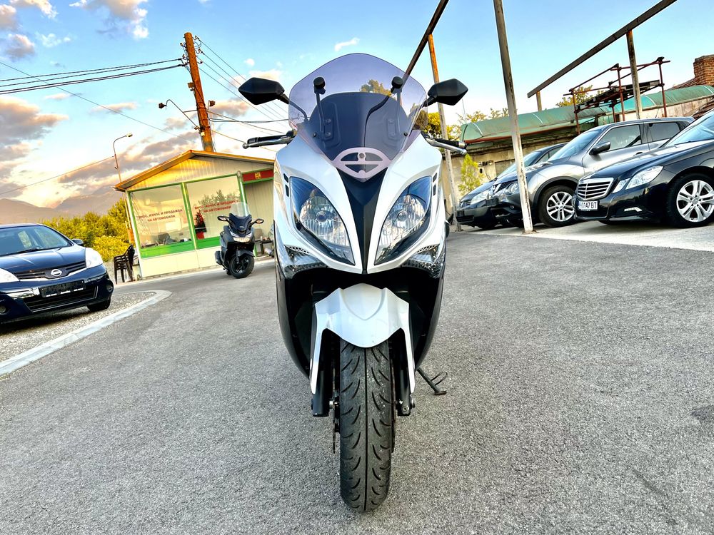 Kymco Xciting R300i