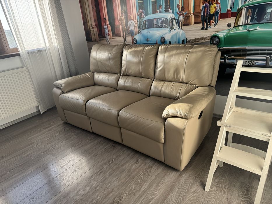 Canapea piele cu recliner