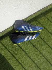 Fotbal Ghete Adidas Predator