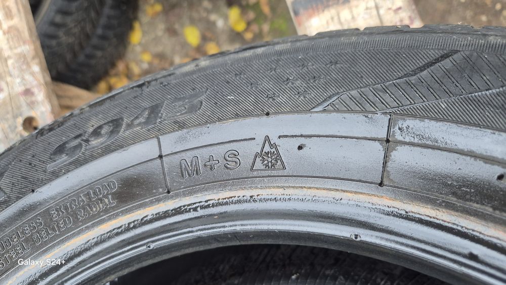 două cauciucuri; 175 70 14 de iarnă,m+s