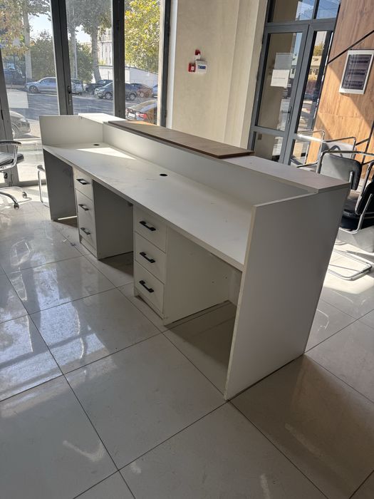 Стол для администрации