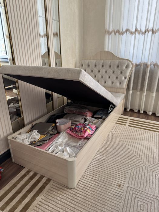 Детский кровать шкаф писменный стол сотилади