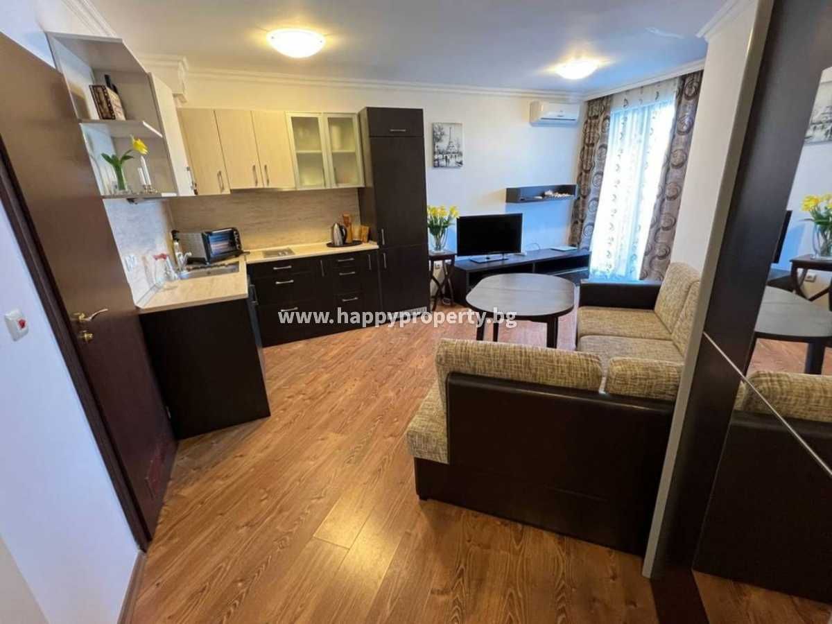 Продава се Двустаен апартамент в Свети Влас - 63 кв.м за 1332 €/кв.м - Снимка #1