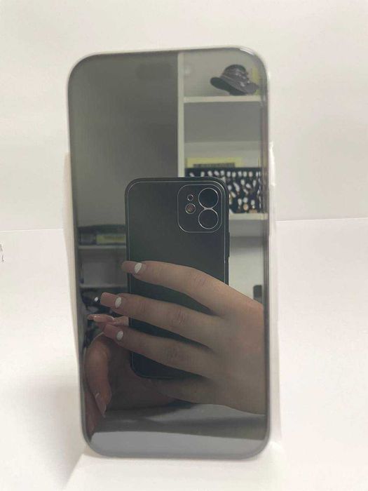 iphone 15 pro (m2) staramanet