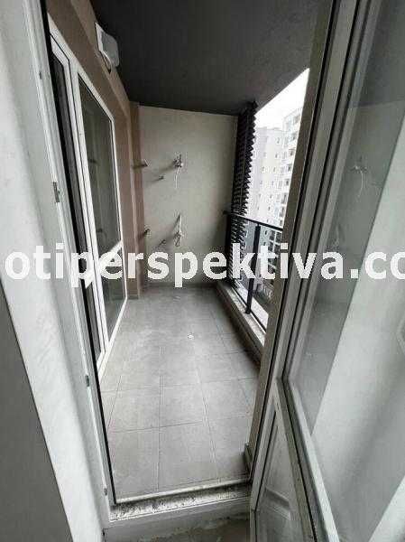 Продава се Тристаен апартамент в Пловдив, Тракия - 114 кв.м за 1346 €/кв.м - Снимка #2