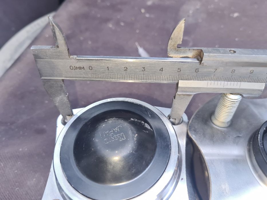 Продам ступицы заднии от Тайоты Ярис