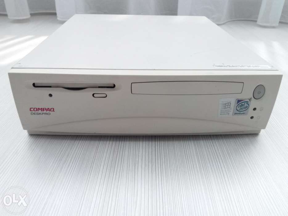 HP Compaq Pentium II***Impecabila*** pentru COLECTIONARI