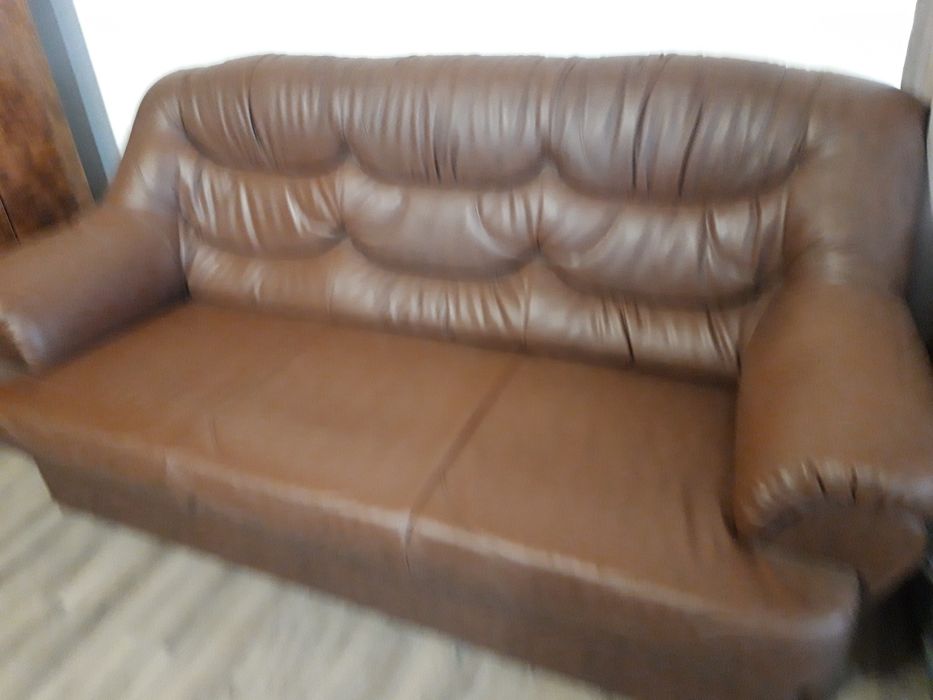 Canapea  din piele