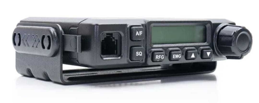 Statie radio cb Pni Escort HP 6500 4-8-20wati