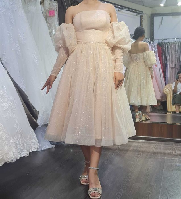 Продается выпускное платье 42-44 р, состояние отличное