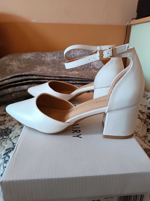 Официални обувки Jenny Fairy