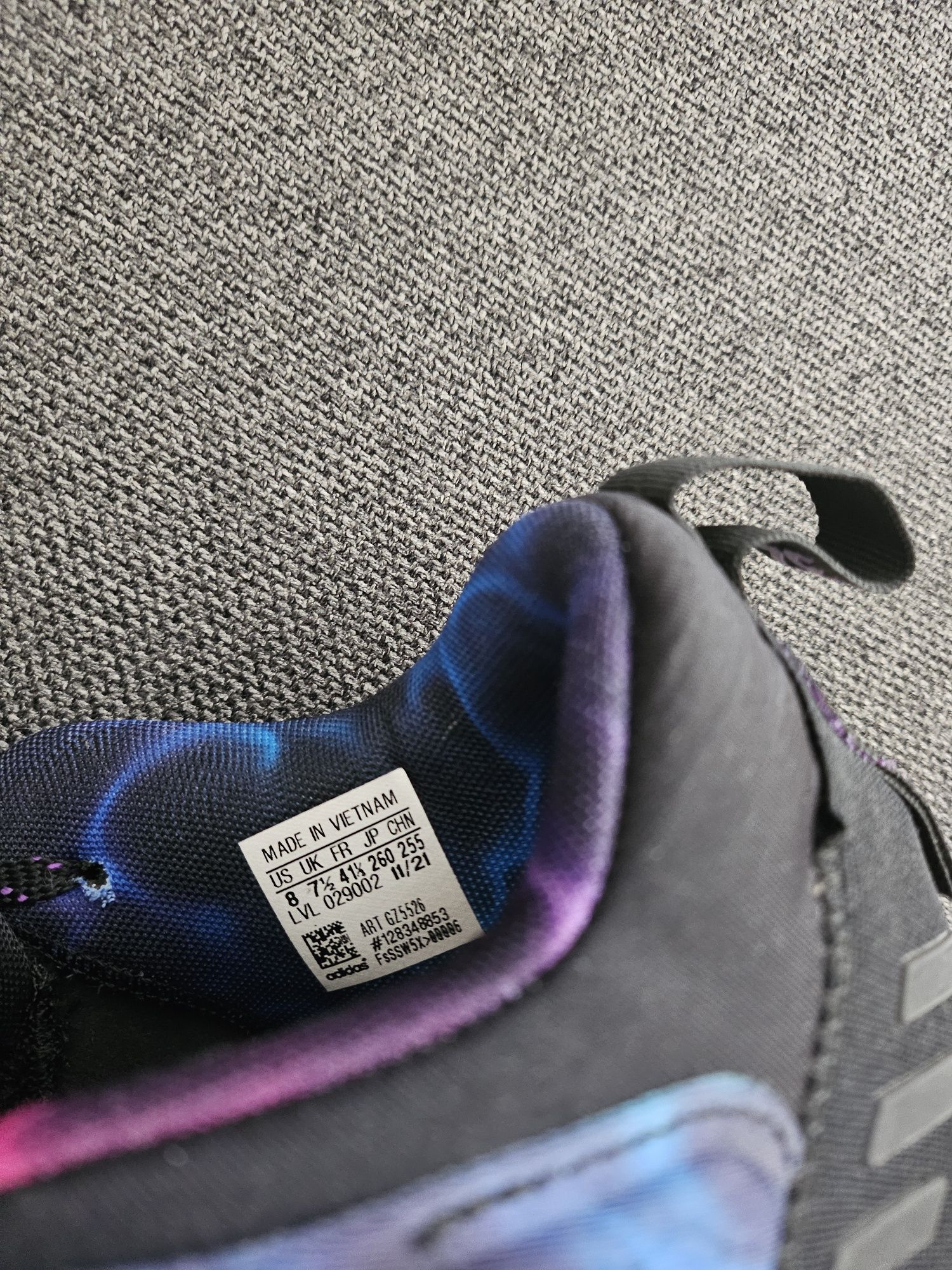 Маратонки-adidas D.O.N. Issue 3