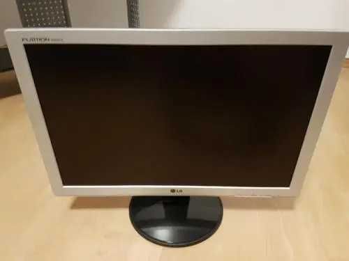 ПРОМО! LG Flatron W2241S Monitor 22" инча