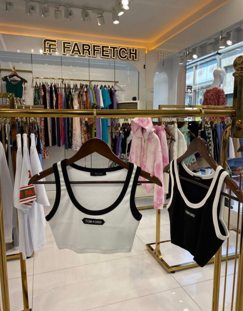 Tom Ford , Chanel топове