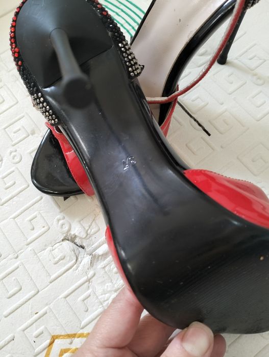 Срочно продам туфли!