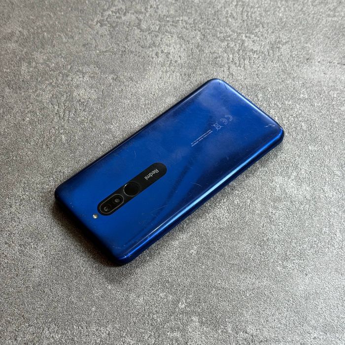 Redmi 8 sotiladi dastavka bor