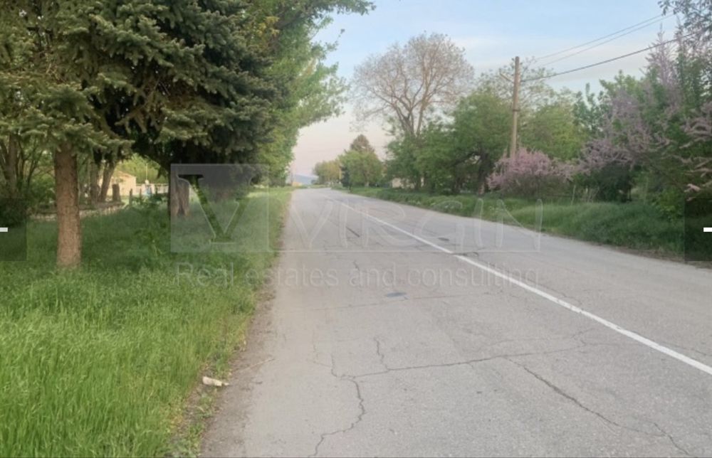 Продава КЪЩА, с. Млада гвардия, област Варна