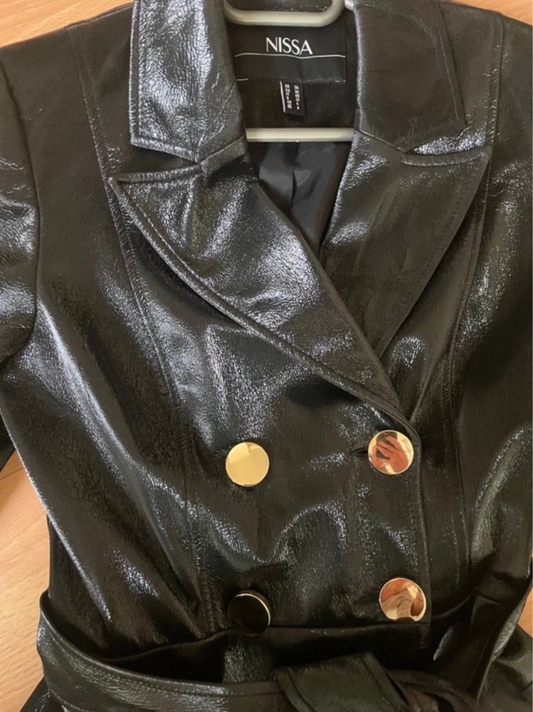 Nissa Trench elegant - nasturi aurii marimea 36 EU